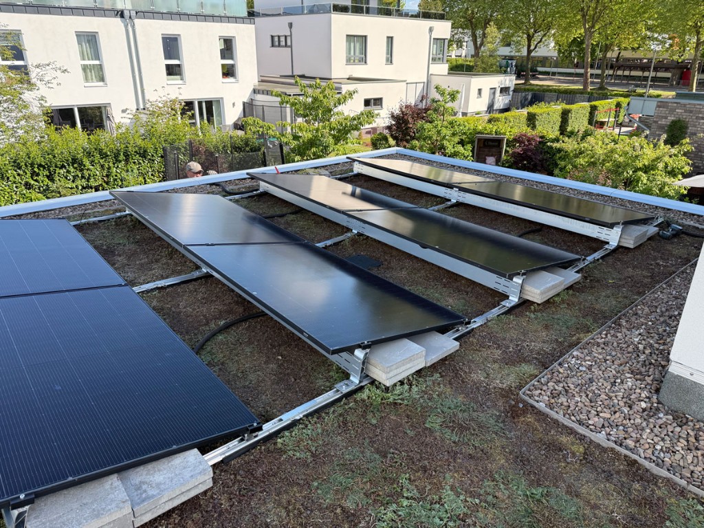 Photovoltaik-Aufständerung auf einem Flachdach